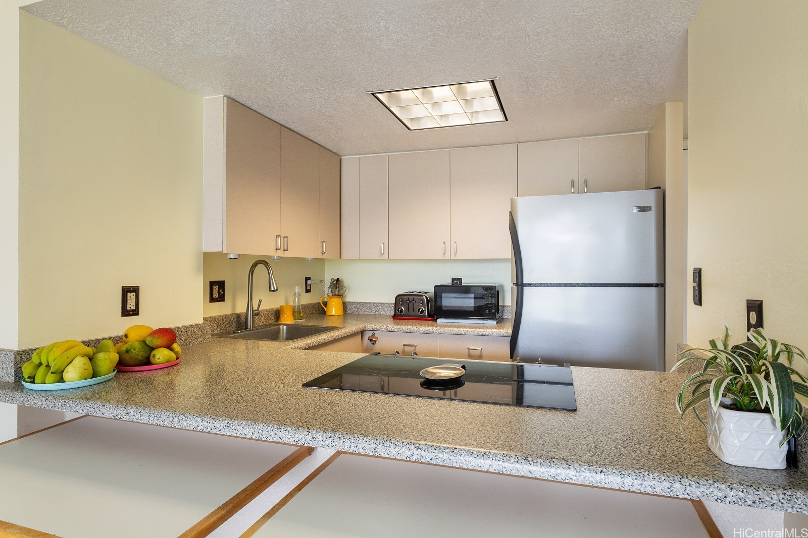 440 Seaside Avenue 503 Property Photo 7