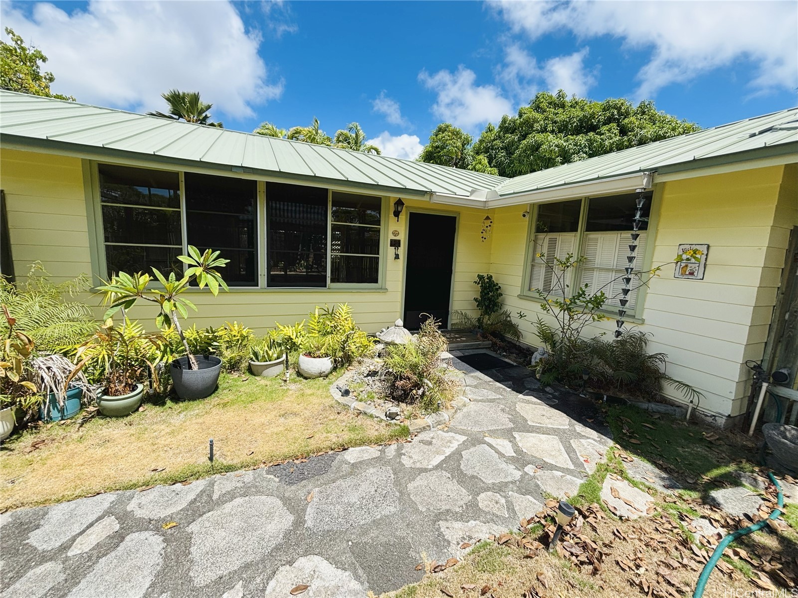 138 Kuuhale St Property Photo 1