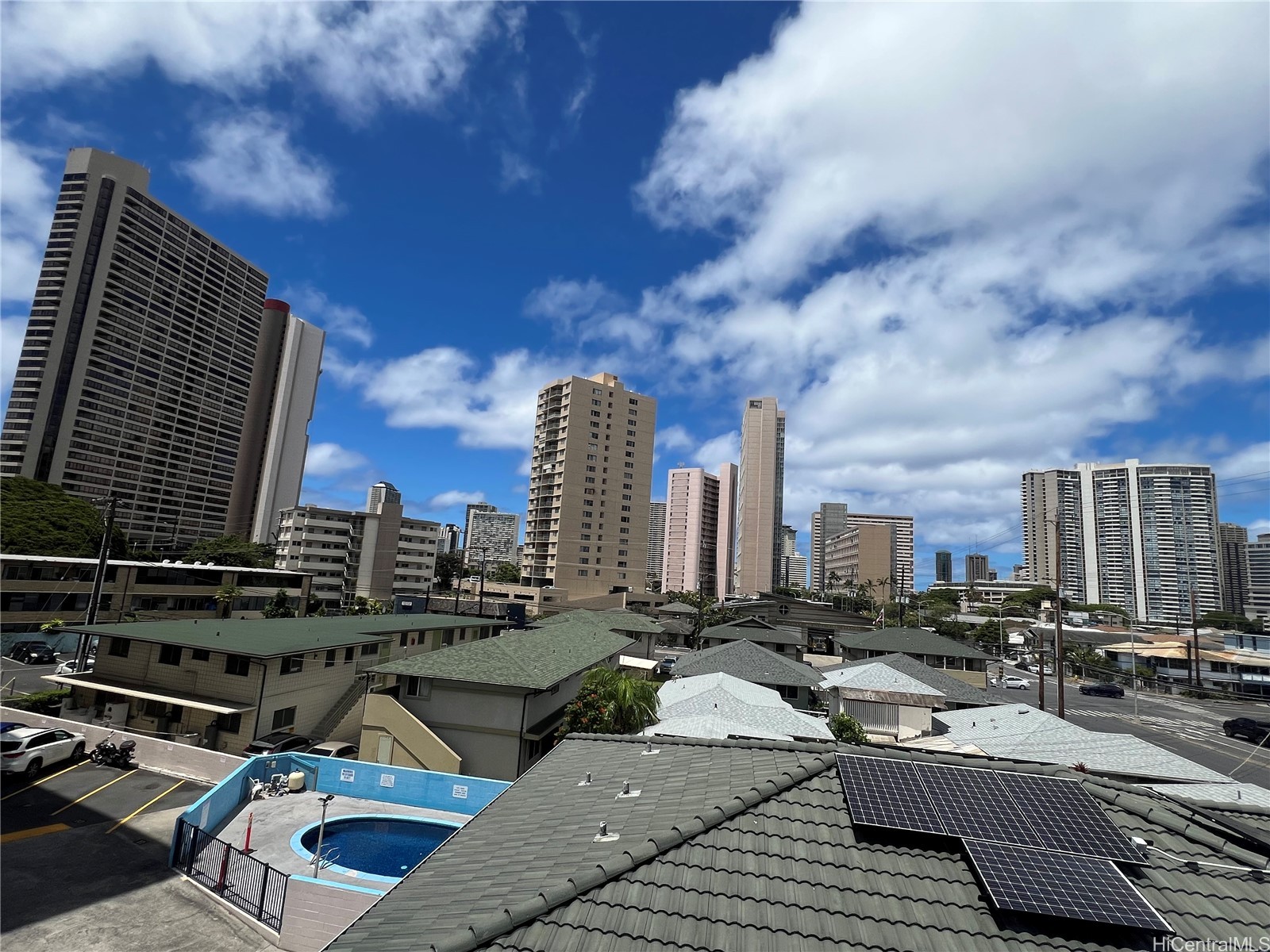 727 University Avenue 303 Property Photo 6