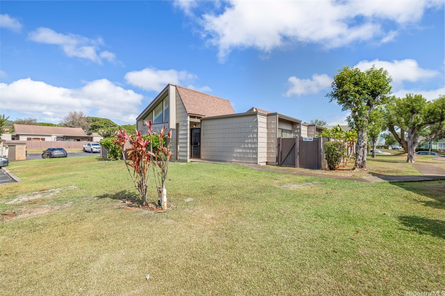 94-431 Keaoopua Street 104 Property Photo 1