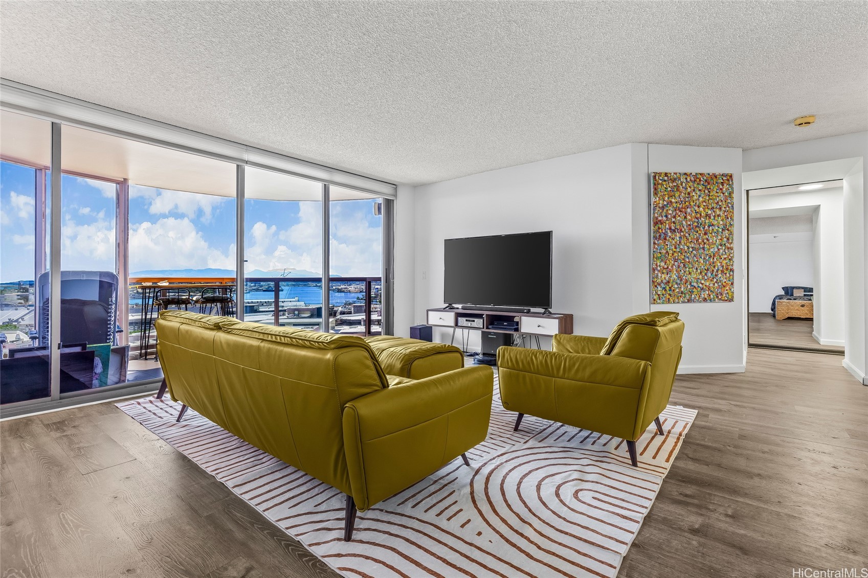 425 South Street 1202 Property Photo 2