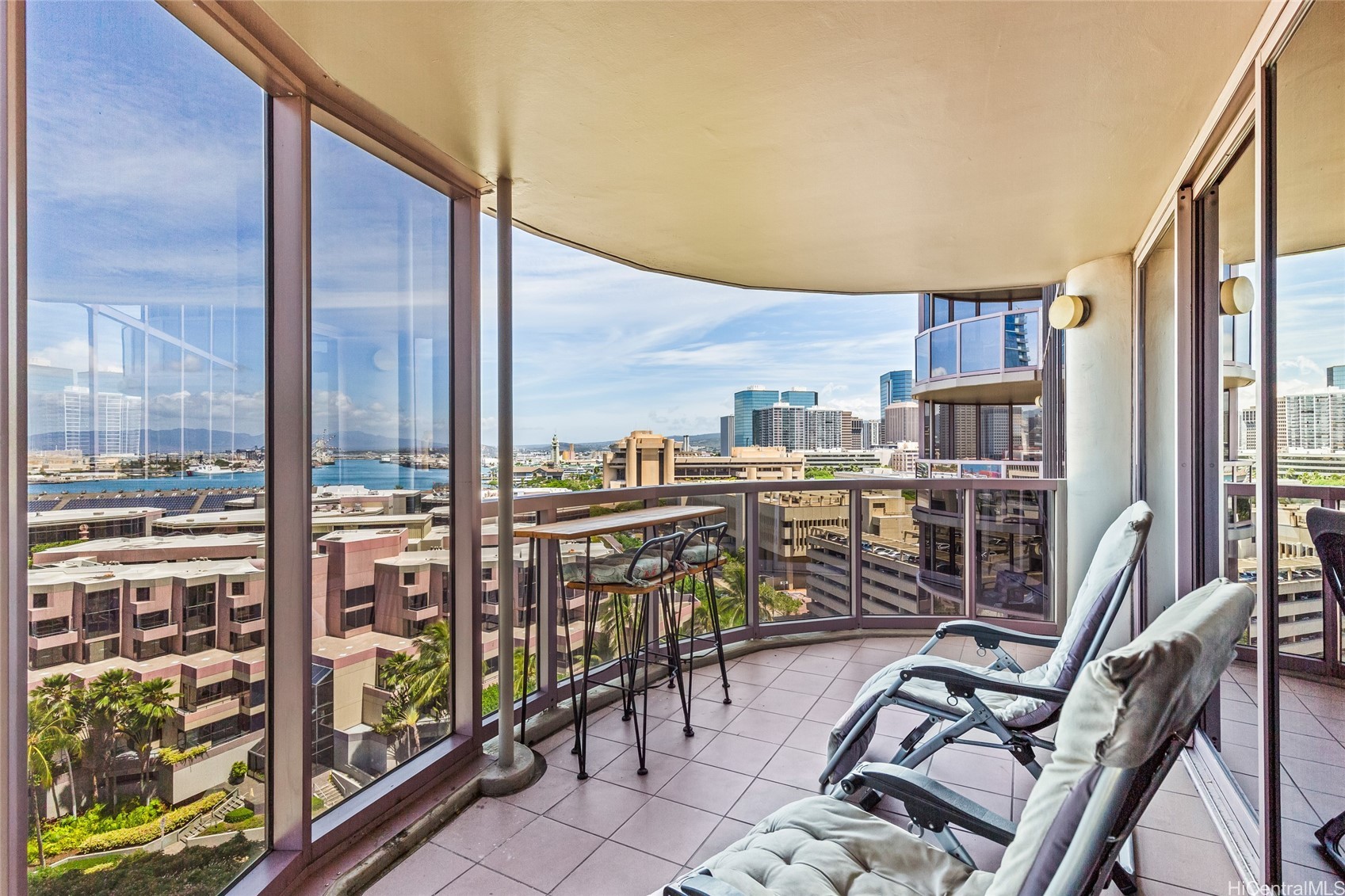 425 South Street 1202 Property Photo 9