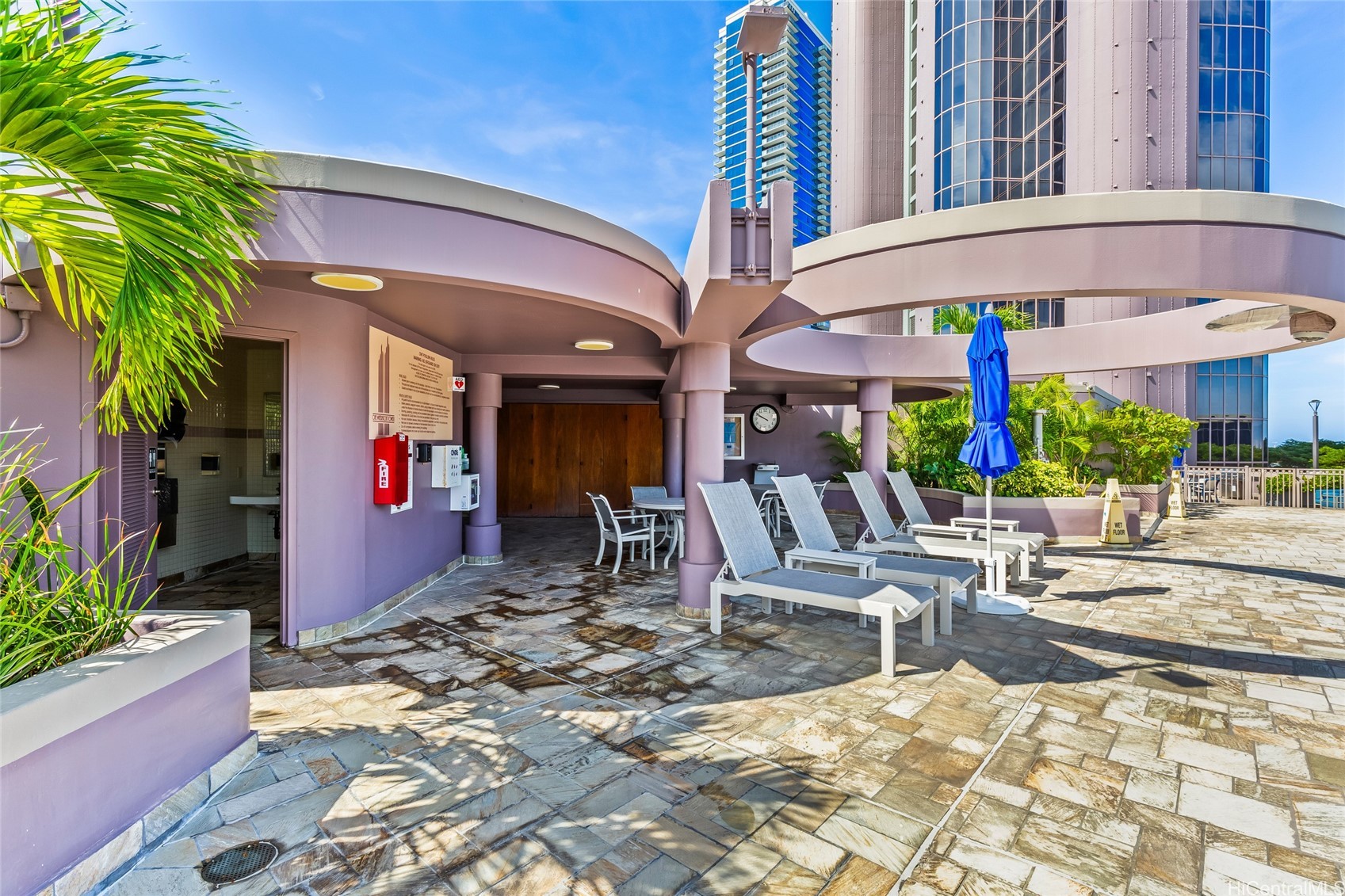 425 South Street 1202 Property Photo 17