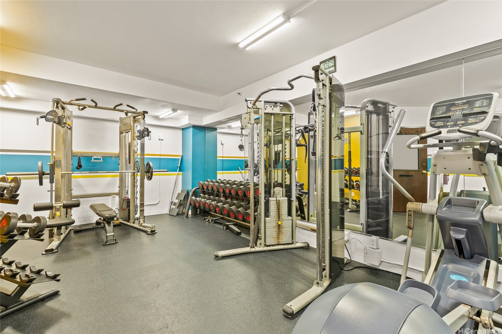 425 South Street 1202 Property Photo 21