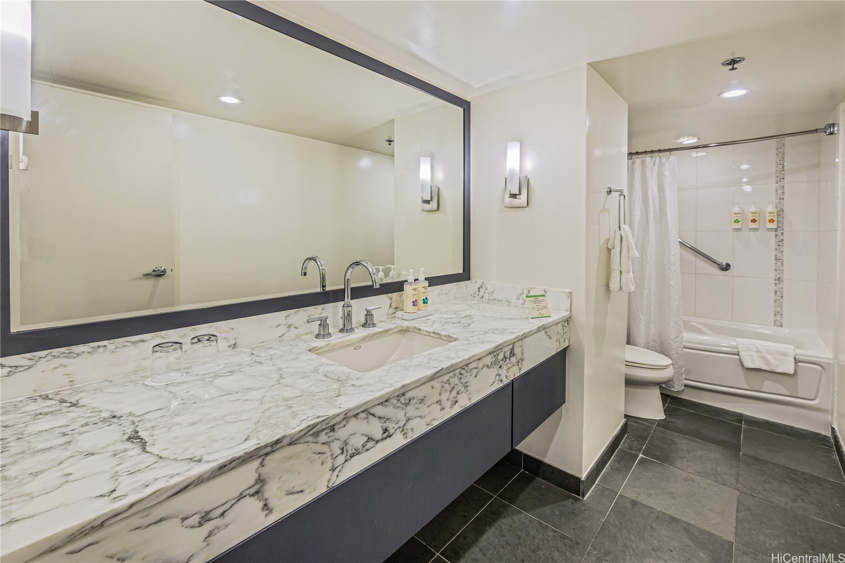 410 Atkinson Drive 2226 Property Photo 12