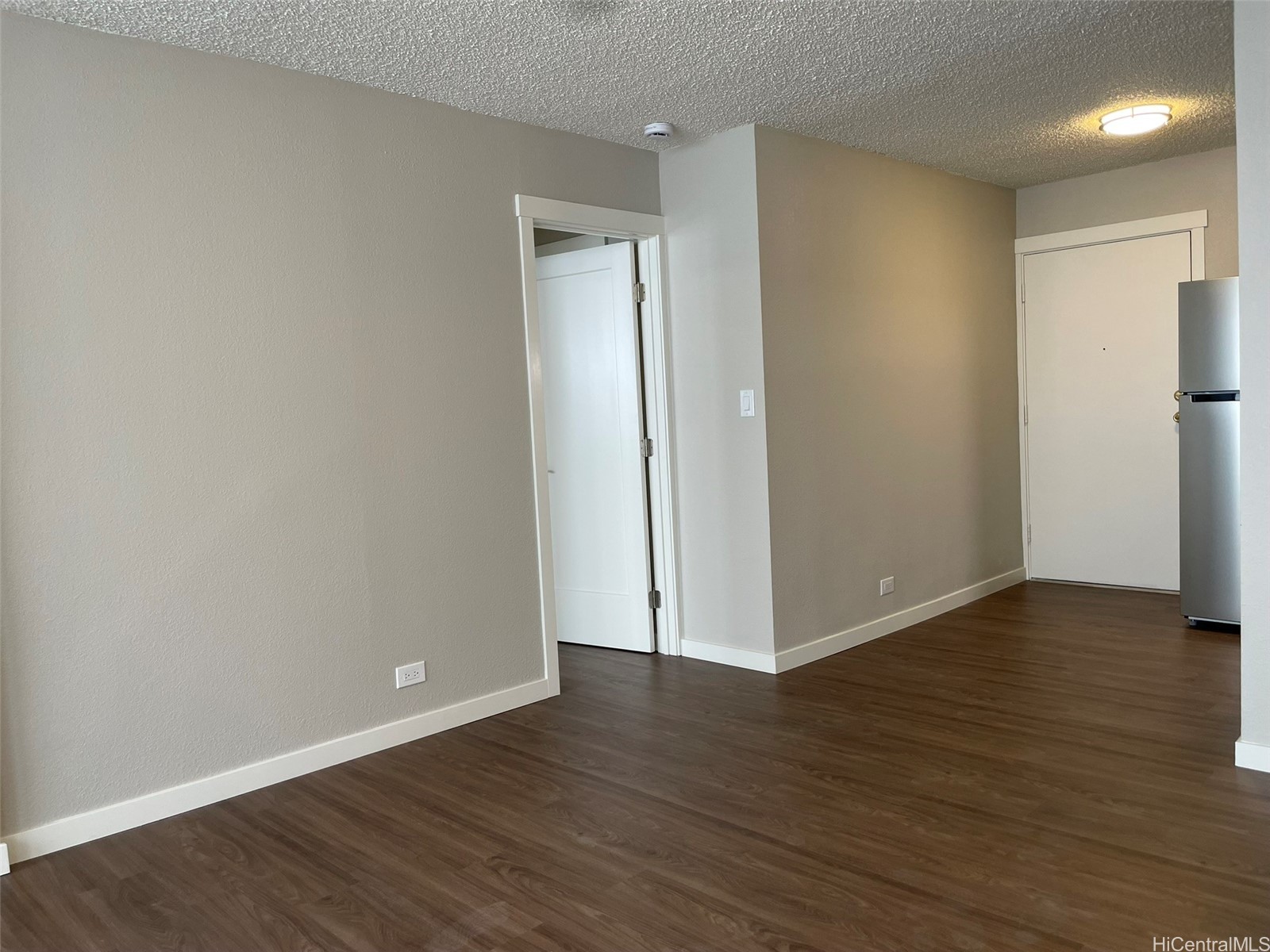 620 Sheridan Street 404 Property Photo 6