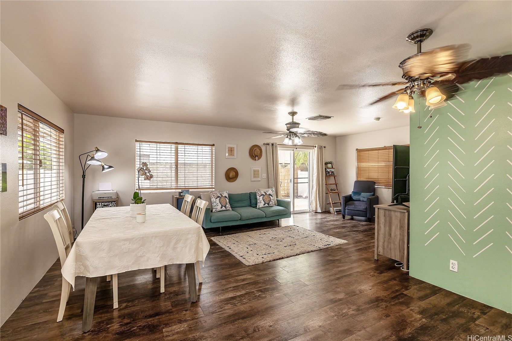 87-1980 Pakeke Street T-94 Property Photo 14