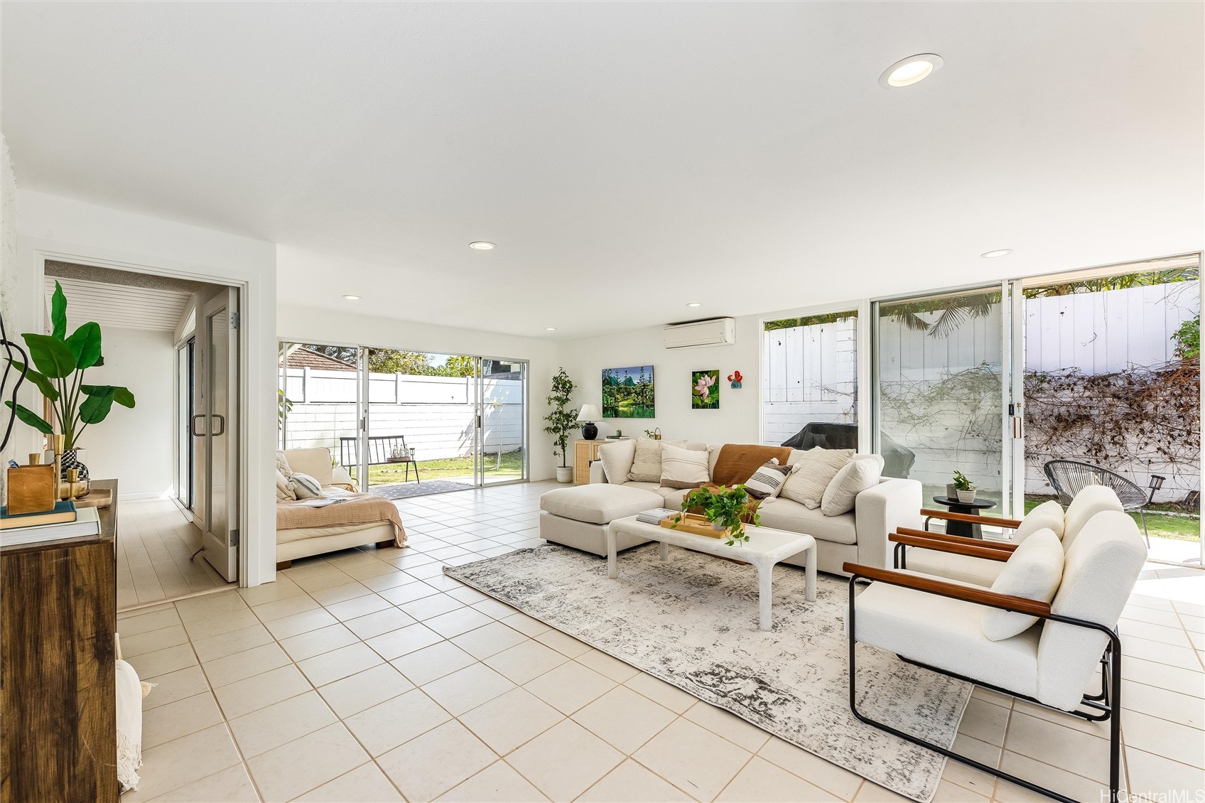 532 Portlock Road Property Photo 12