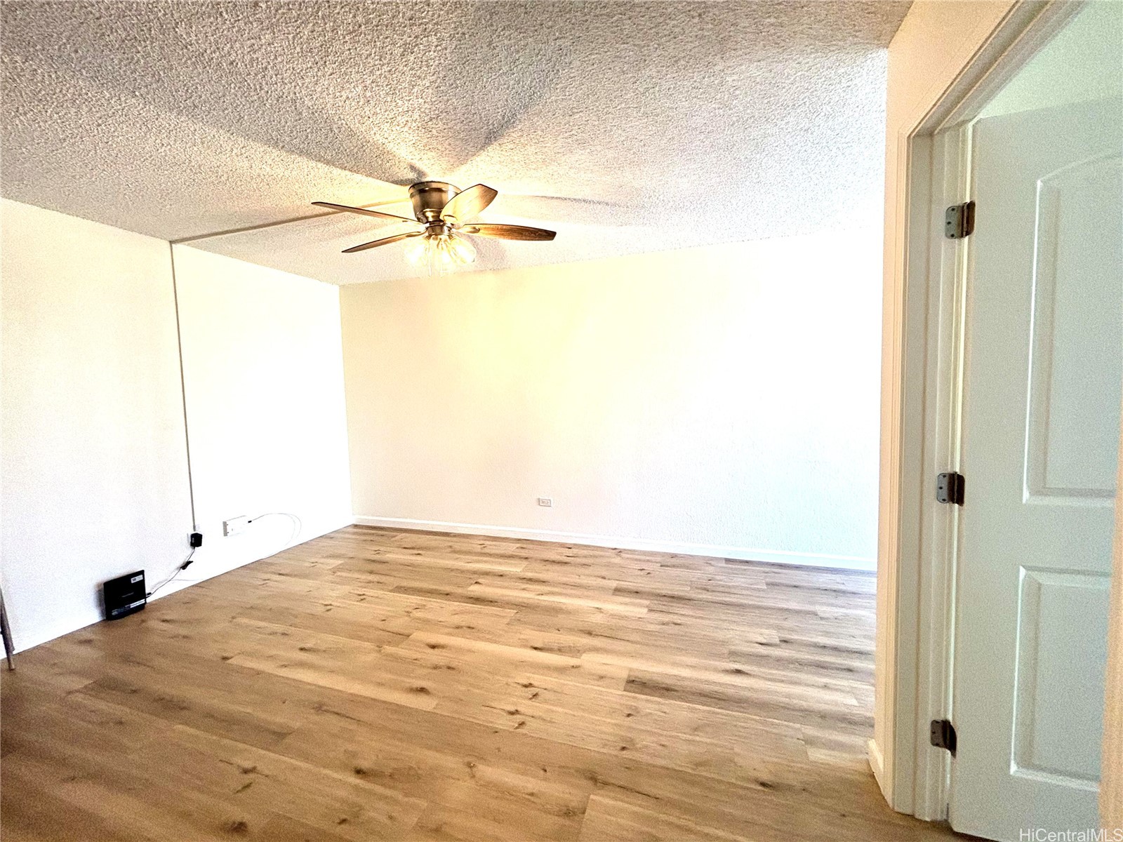 1260 Richard Lane 406 Property Photo 6