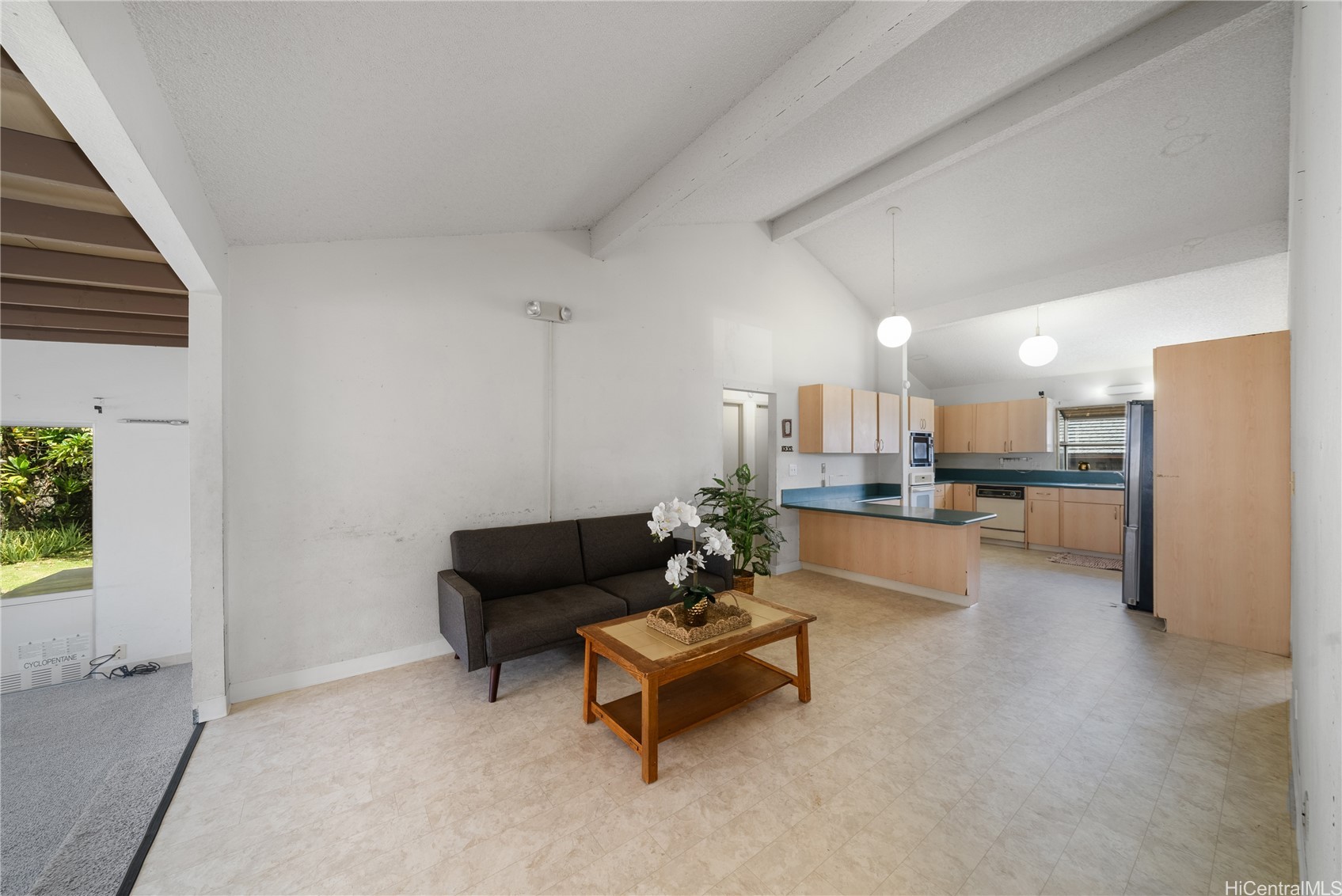 98-635 Leke Place Property Photo 9