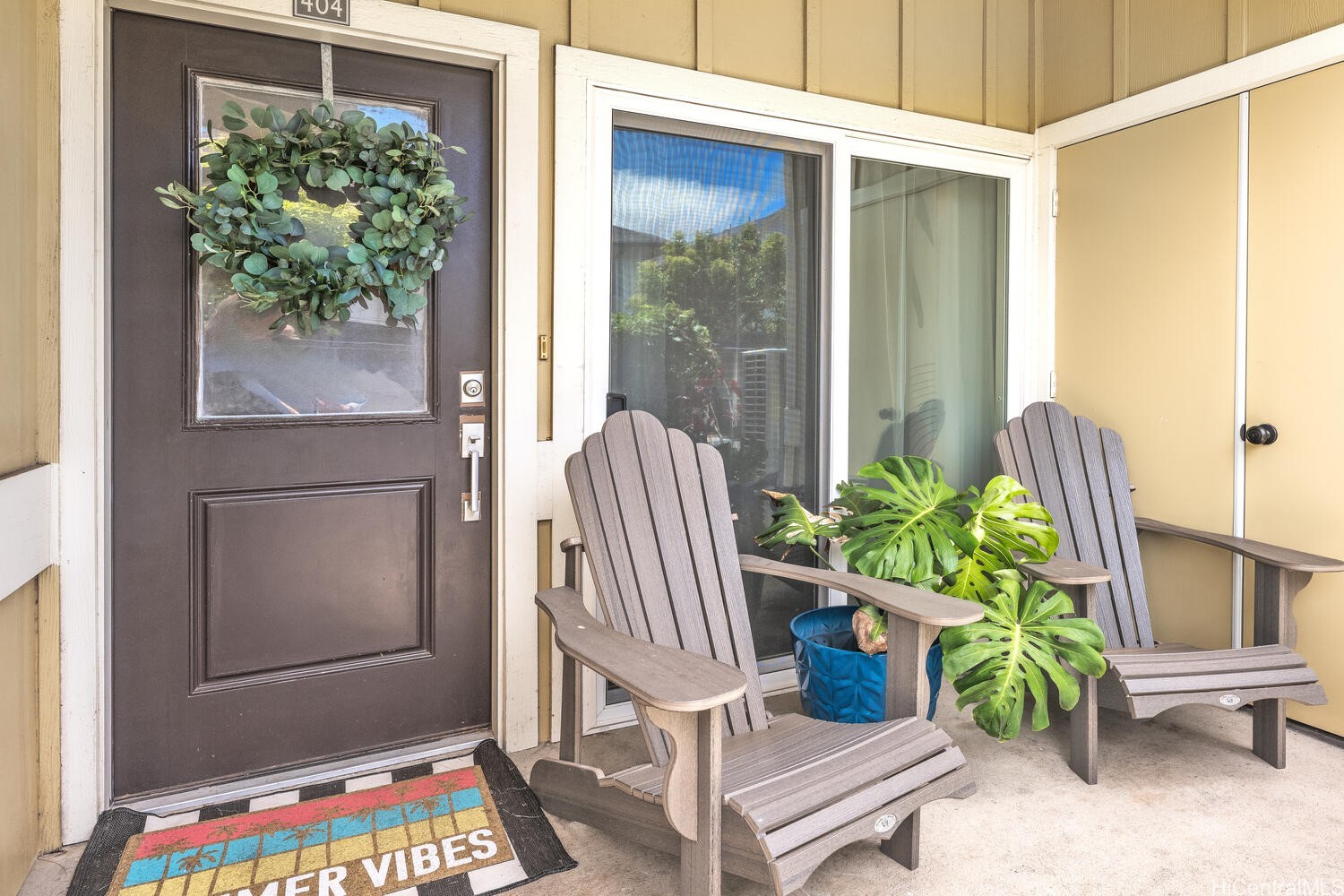 458 Manawai Street 404 Property Photo 2