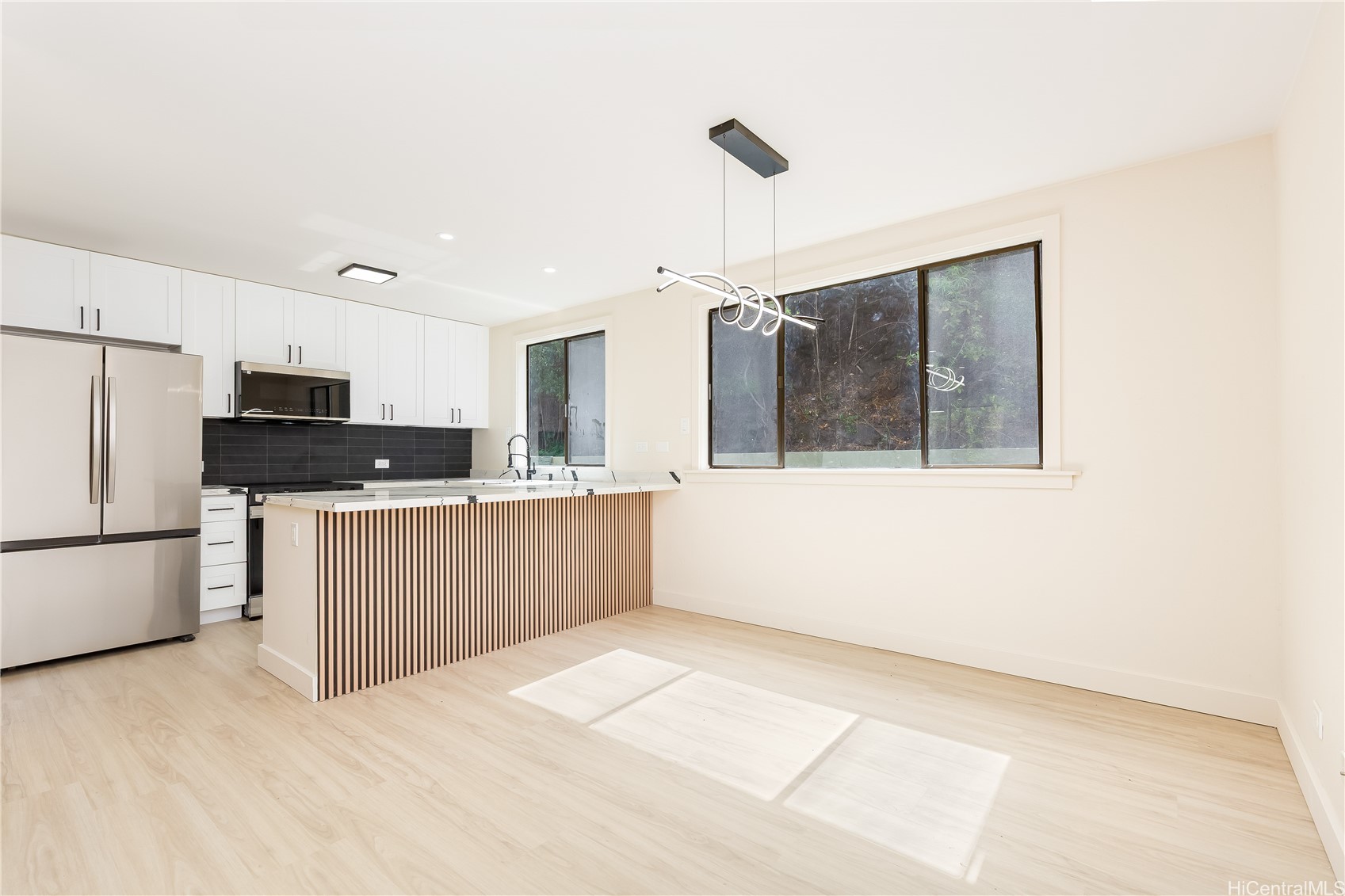 486 Kawaihae Street C Property Photo 2