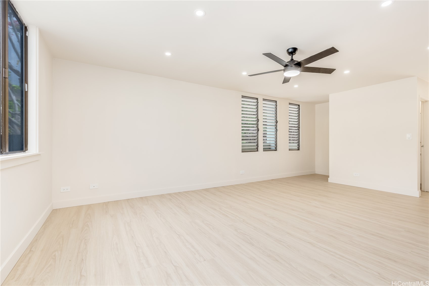 486 Kawaihae Street C Property Photo 10