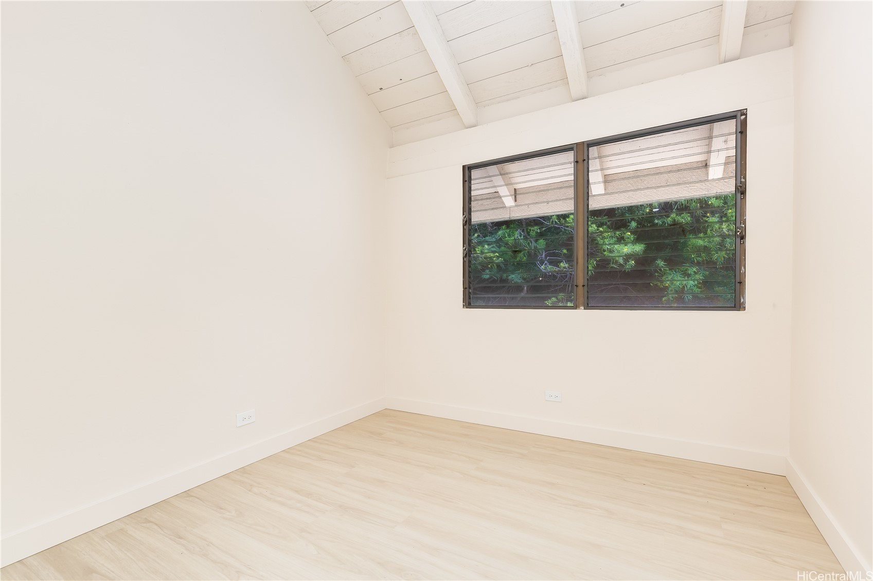 486 Kawaihae Street C Property Photo 14