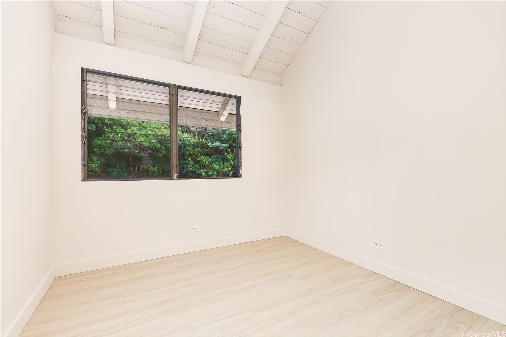 486 Kawaihae Street C Property Photo 15