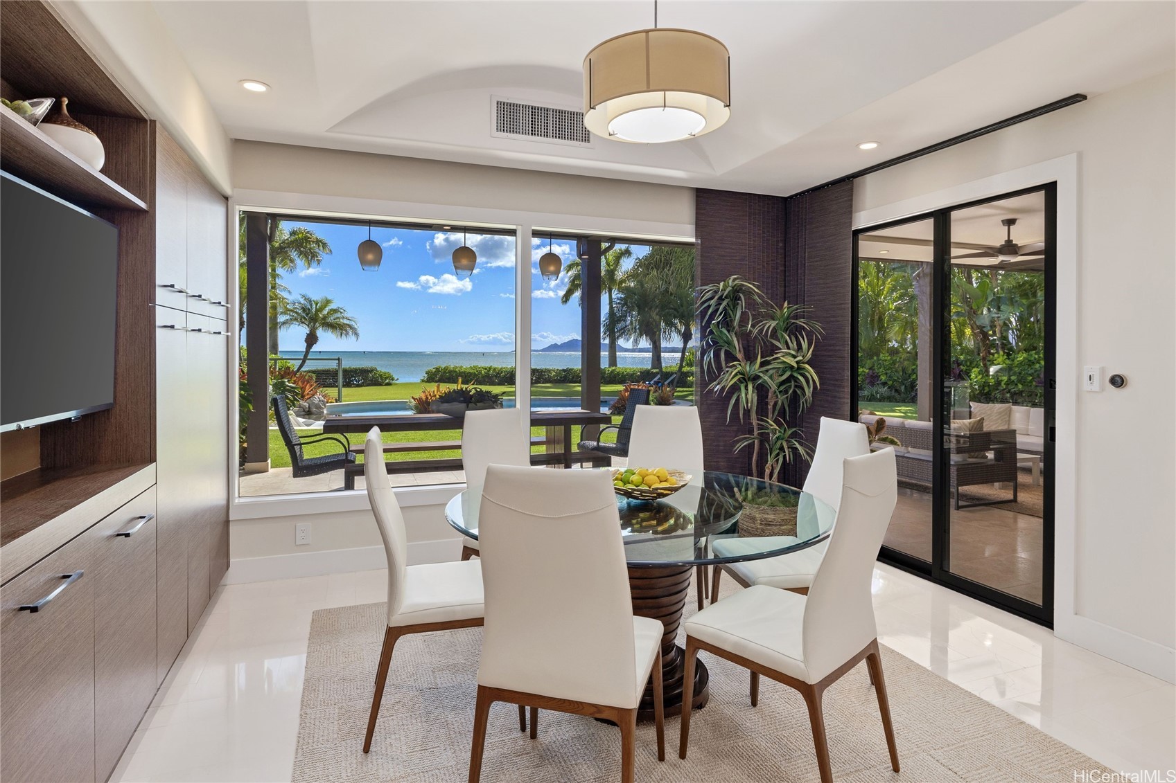 202517032 Property Photo 8