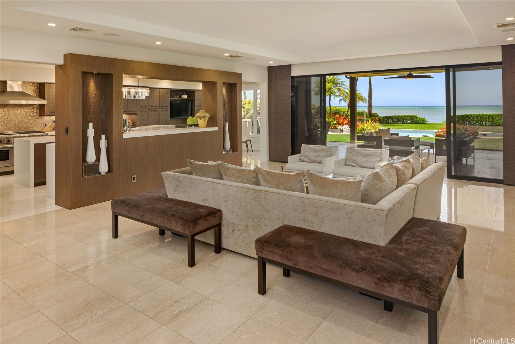 202517032 Property Photo 11