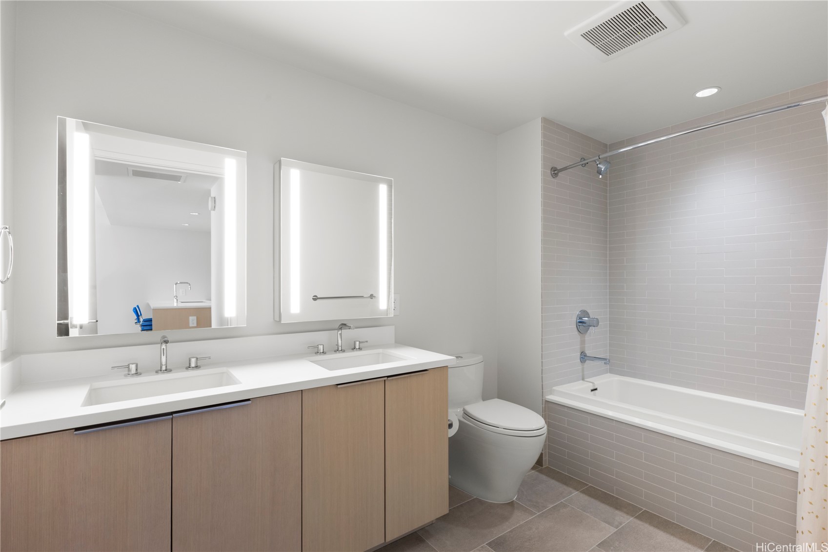 1001 Queen Street 1908 Property Photo 9