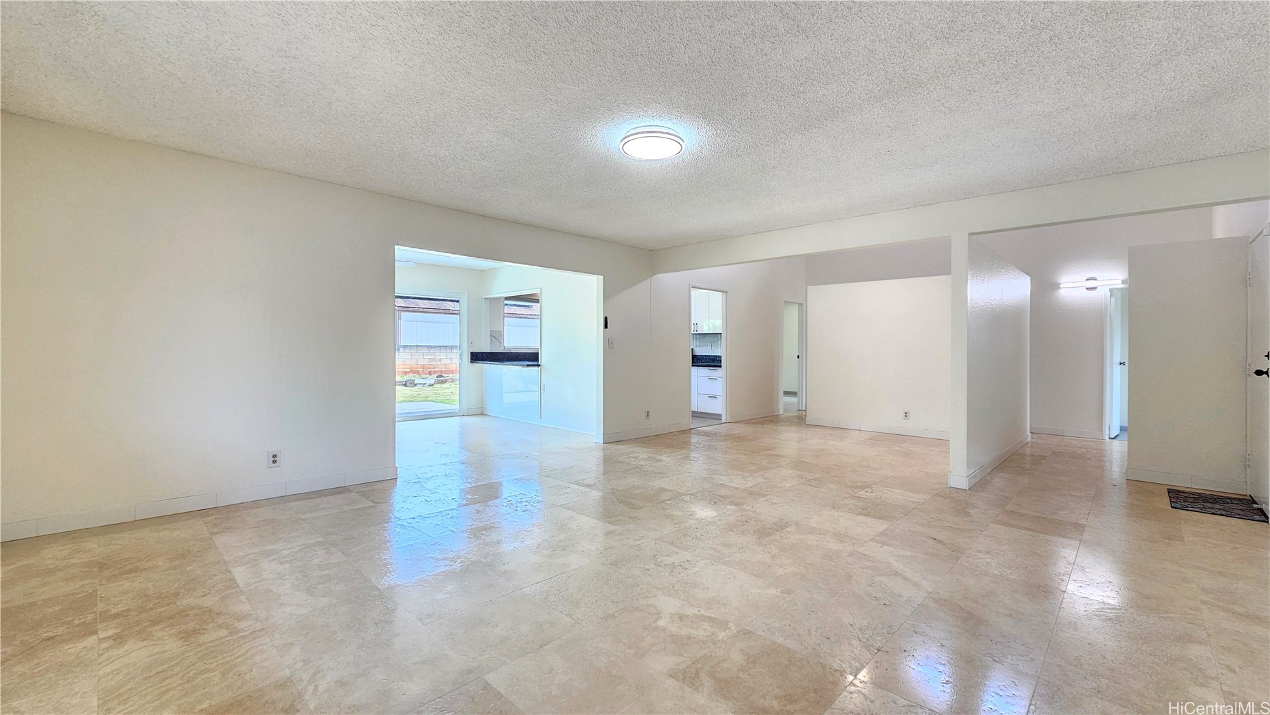 95-720 Lewanuu Street Property Photo 5