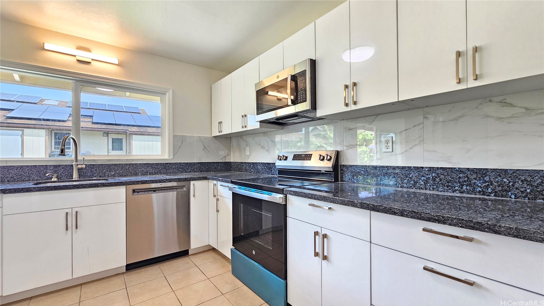 95-720 Lewanuu Street Property Photo 23