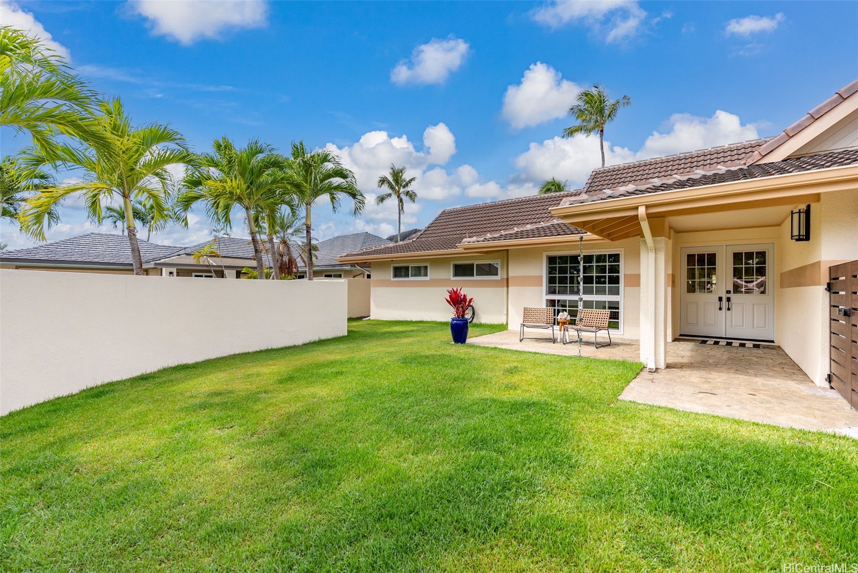 1016 Laukupu Way Property Photo 20