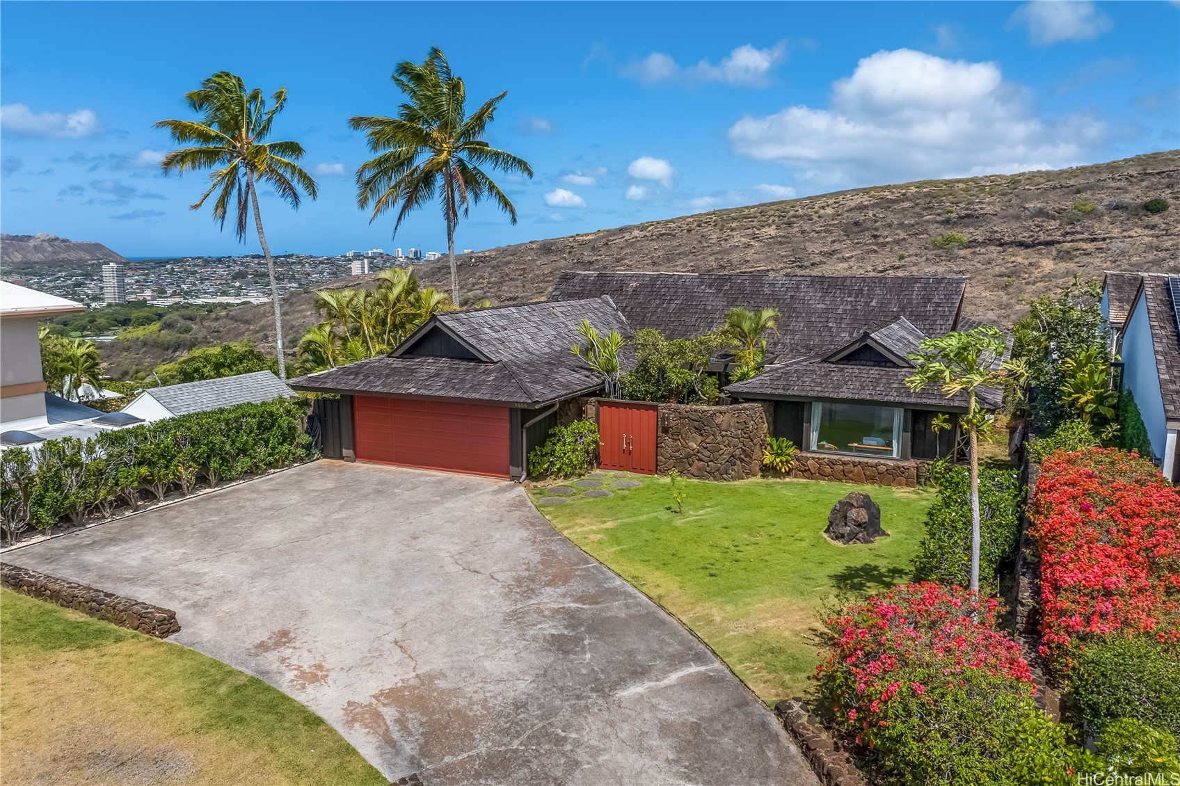1606 Kuhilani Street Property Photo 1