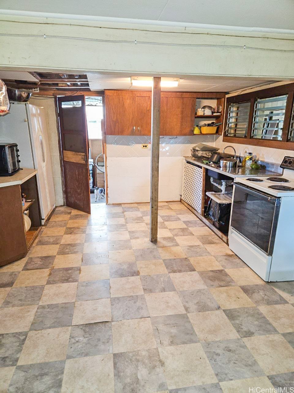 82 Hoku Street D Property Photo 8