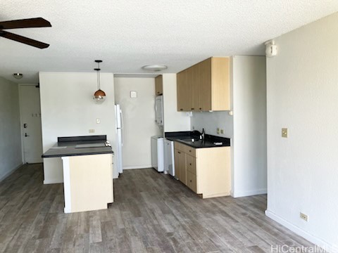 320 Liliuokalani Avenue 603 Property Photo 1