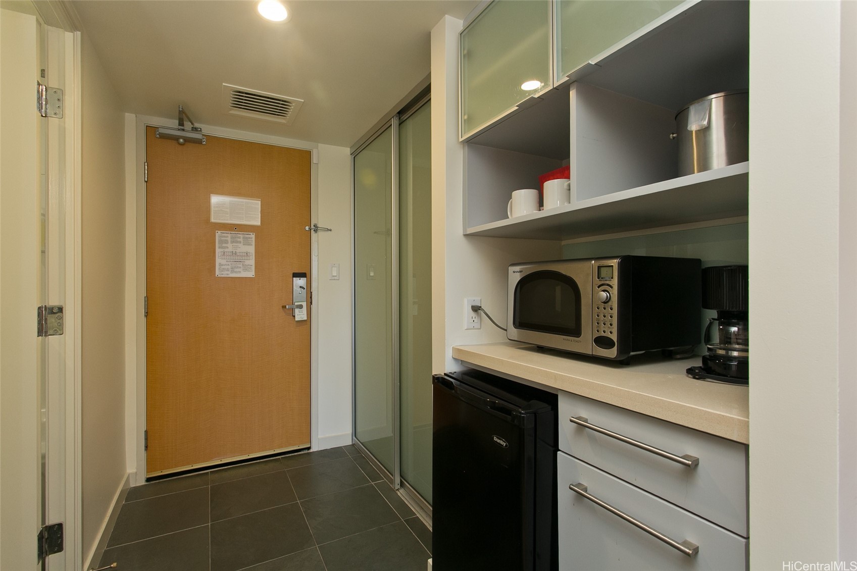 410 Atkinson Drive 2320 Property Photo 10