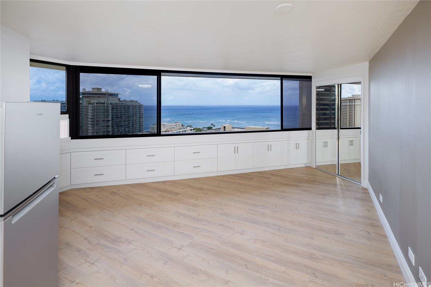 1700 Ala Moana Boulevard 3104 Property Photo 2