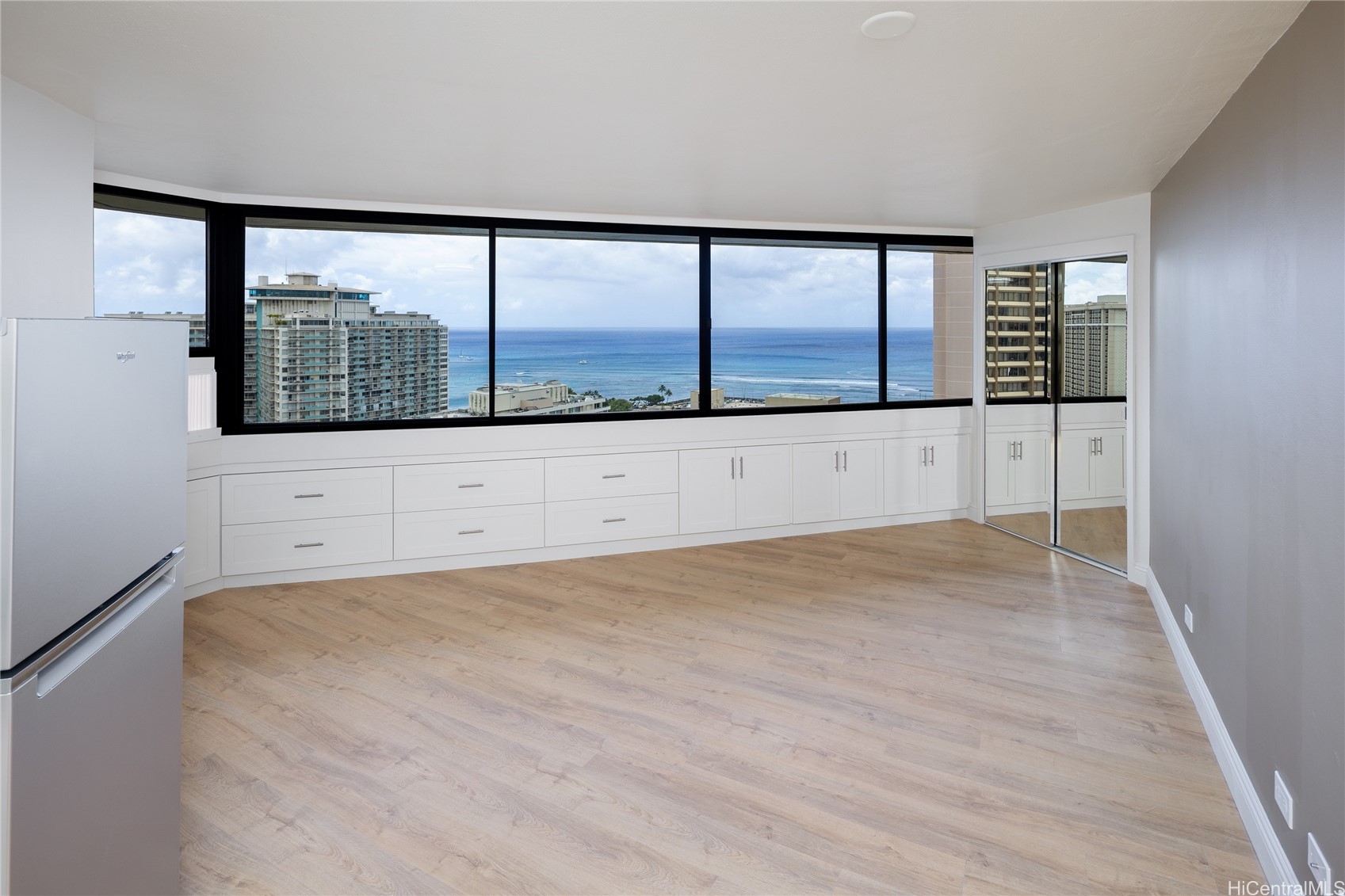 1700 Ala Moana Boulevard 3104 Property Photo 3