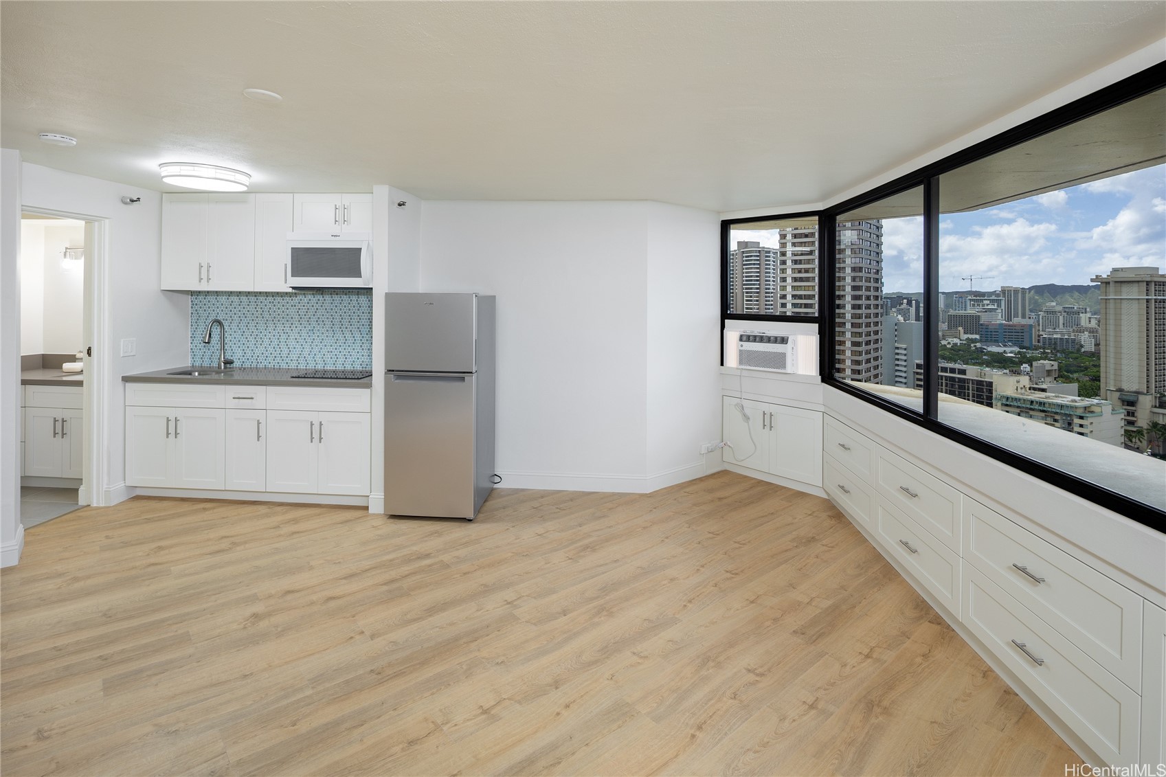 1700 Ala Moana Boulevard 3104 Property Photo 6