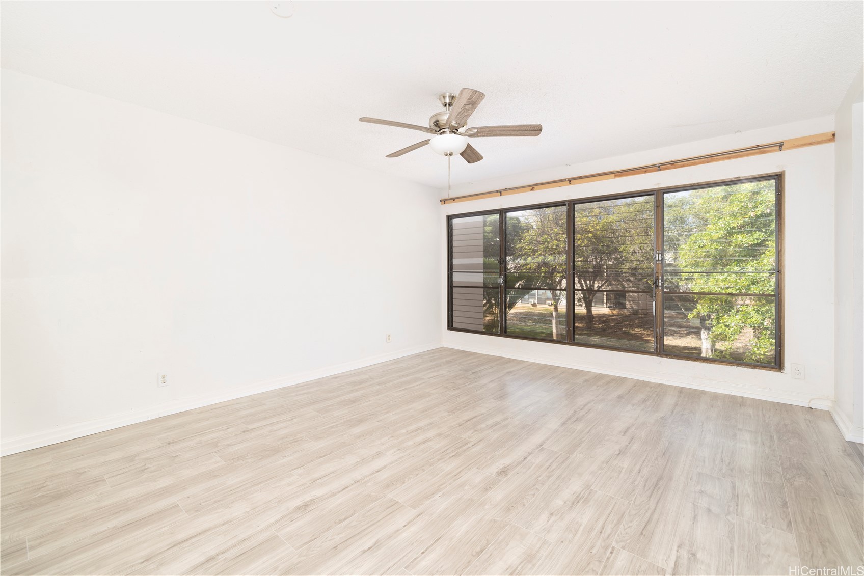 87-134 Helelua Street A202 Property Photo 6