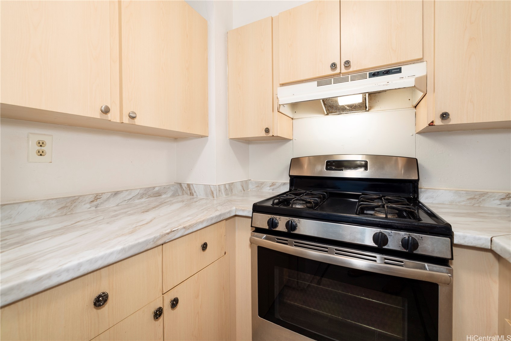 87-134 Helelua Street A202 Property Photo 9