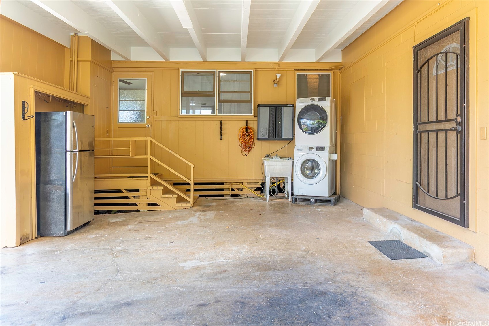 1233 Keolu Drive Property Photo 13