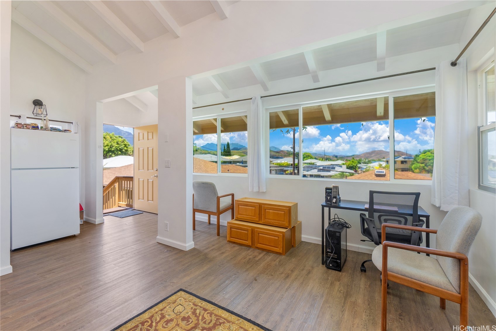1233 Keolu Drive Property Photo 16