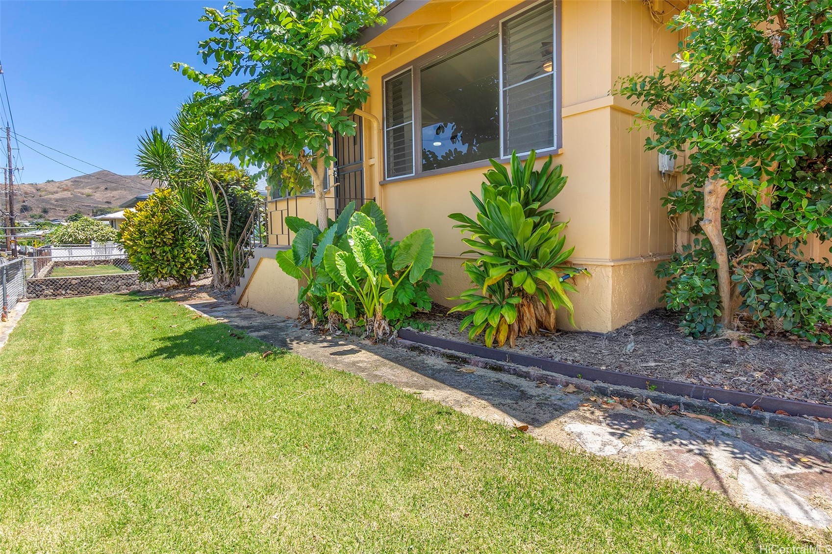 1233 Keolu Drive Property Photo 21