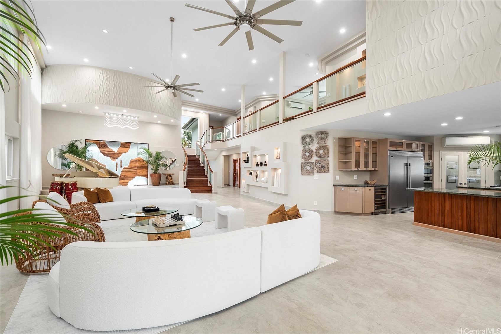 18 Homelani Place Property Photo 1