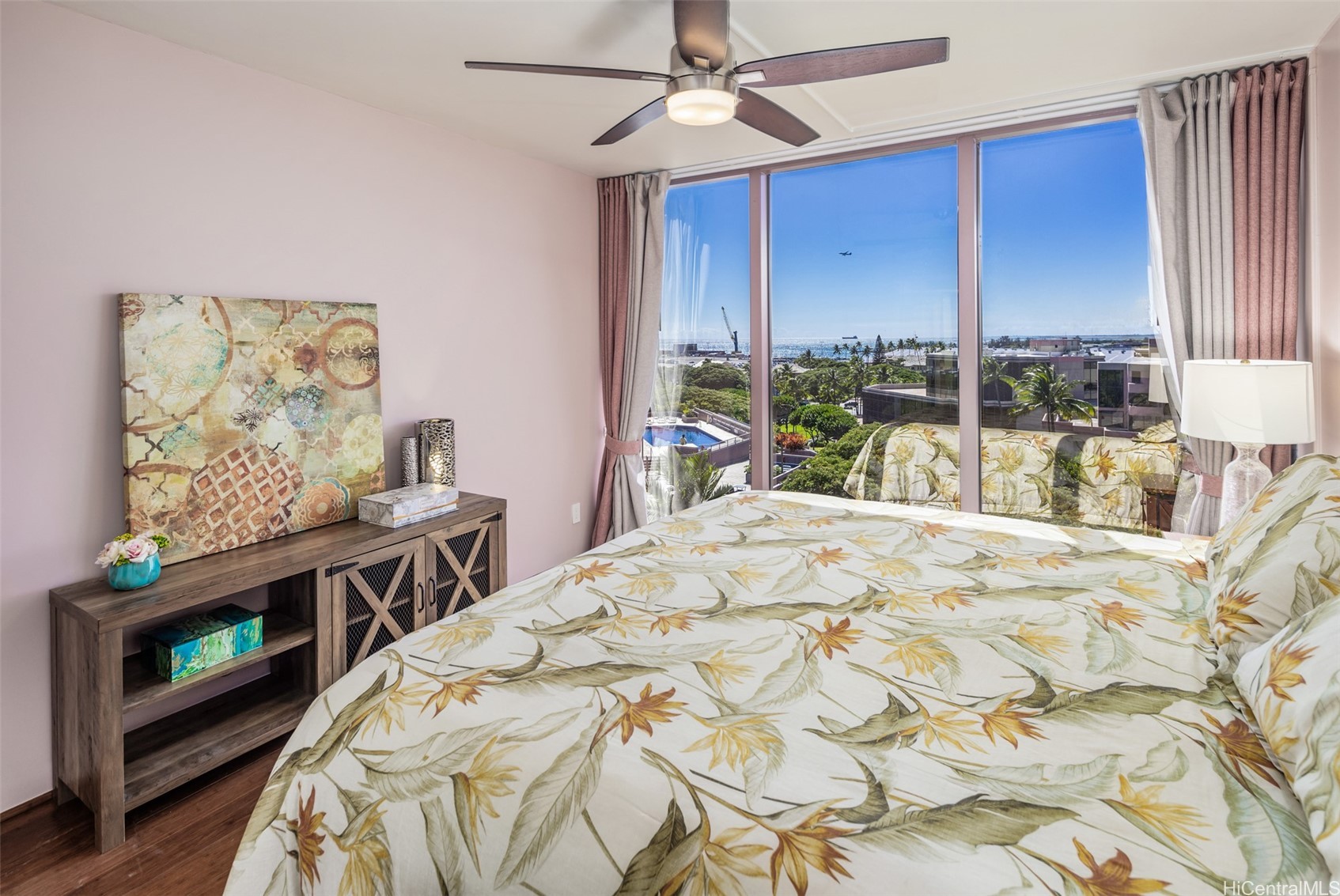 425 South Street 803 Property Photo 16