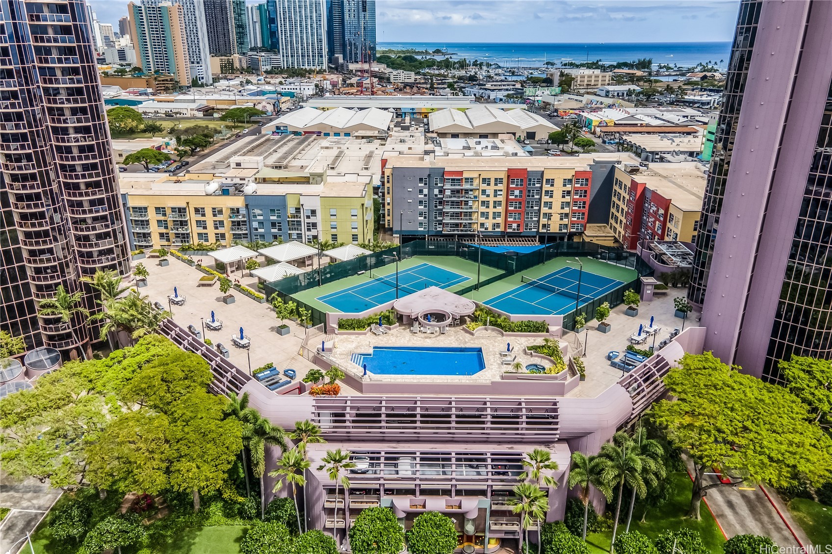 425 South Street 803 Property Photo 25