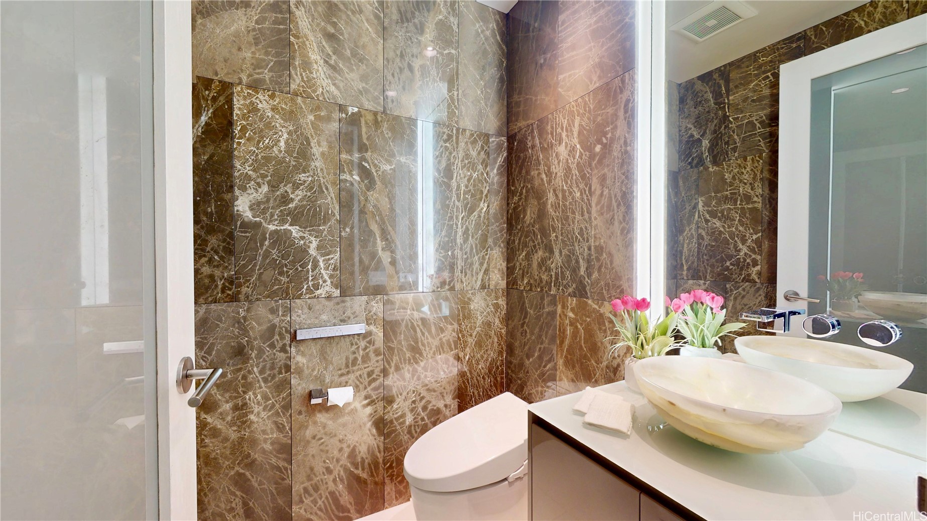 1118 Ala Moana Boulevard 1606 Property Photo 15