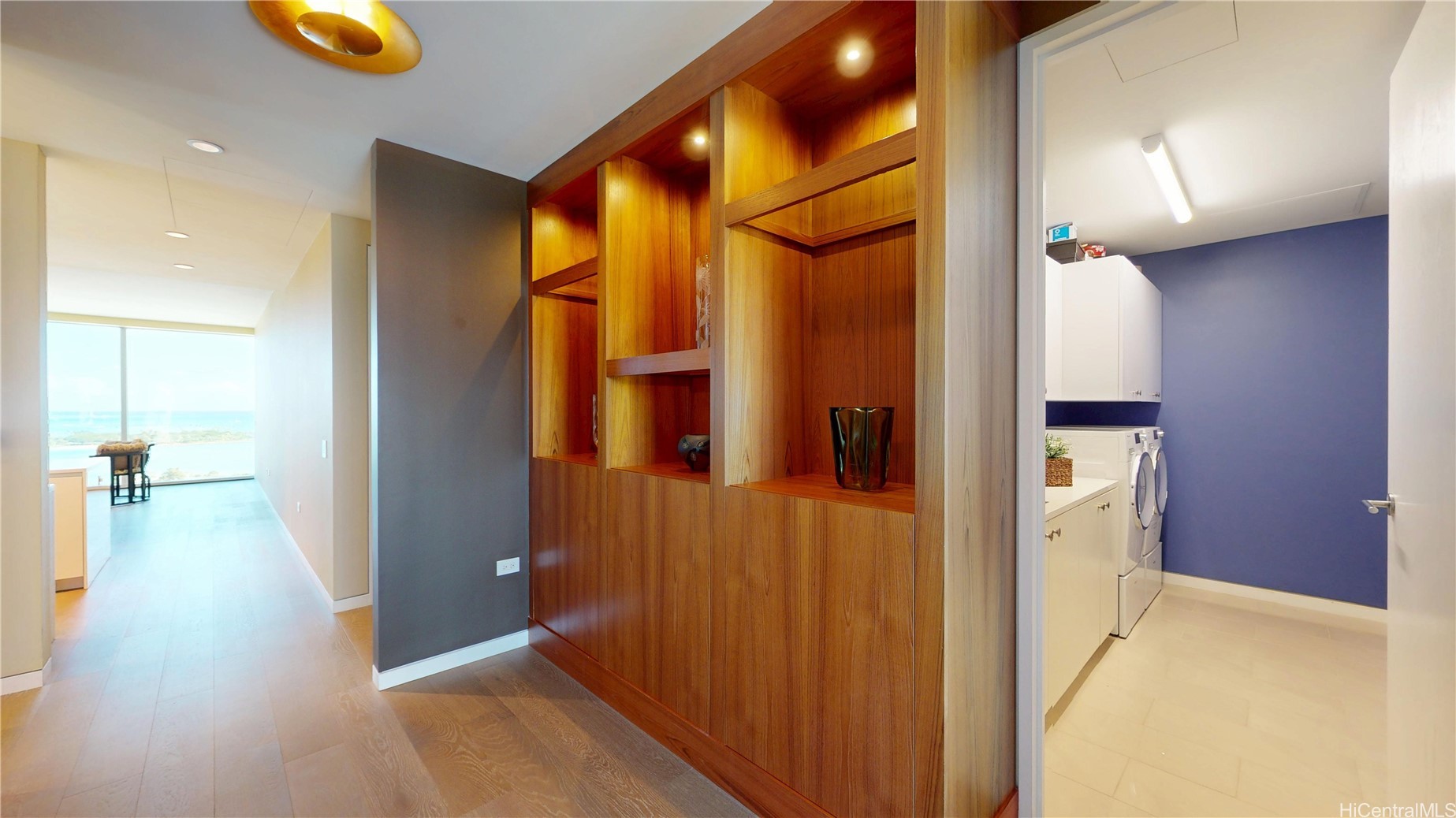 1118 Ala Moana Boulevard 1606 Property Photo 17