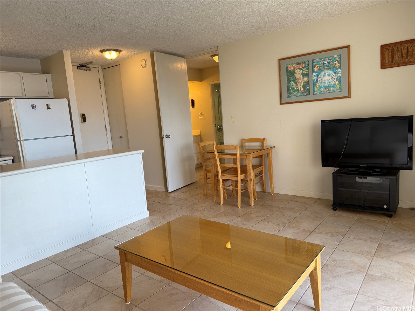 411 Hobron Lane 2108 Property Photo 1