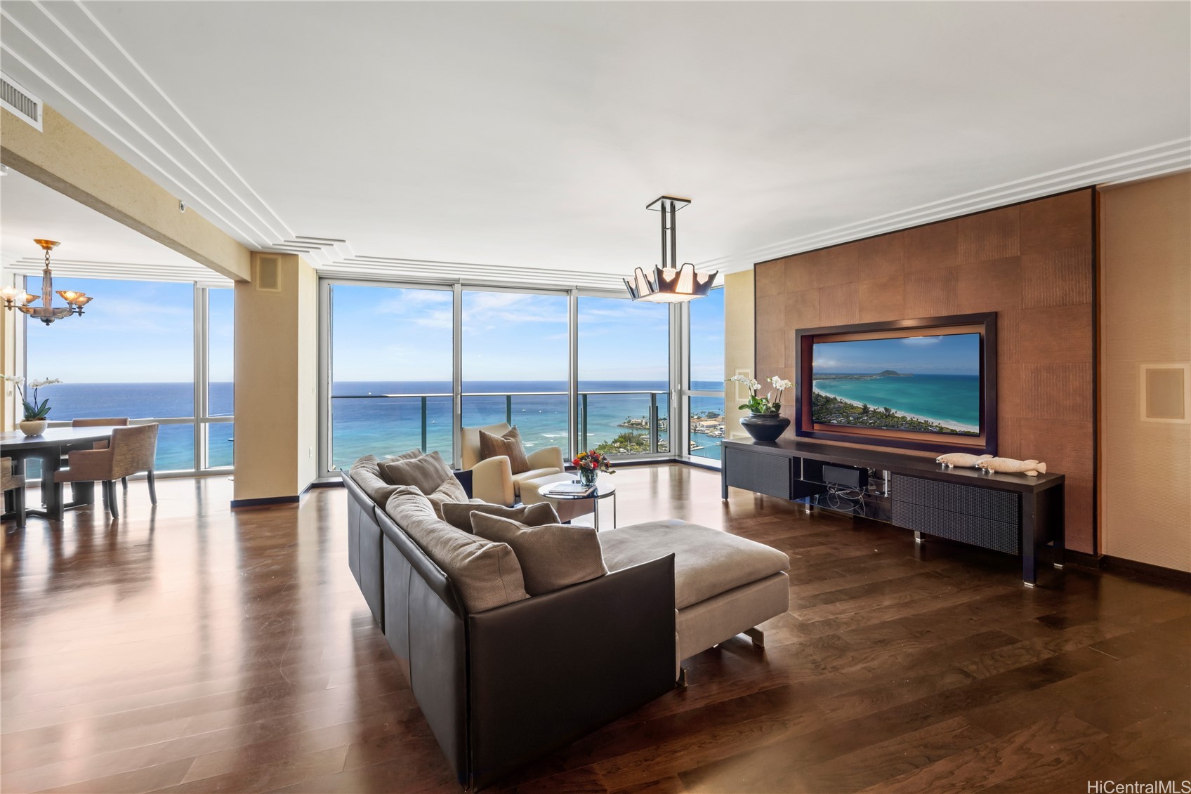 1288 Ala Moana Boulevard 37i Property Photo 3
