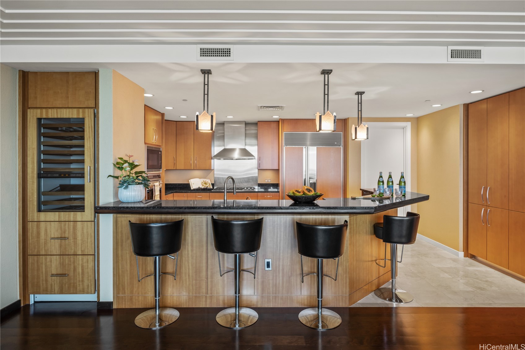 1288 Ala Moana Boulevard 37i Property Photo 6