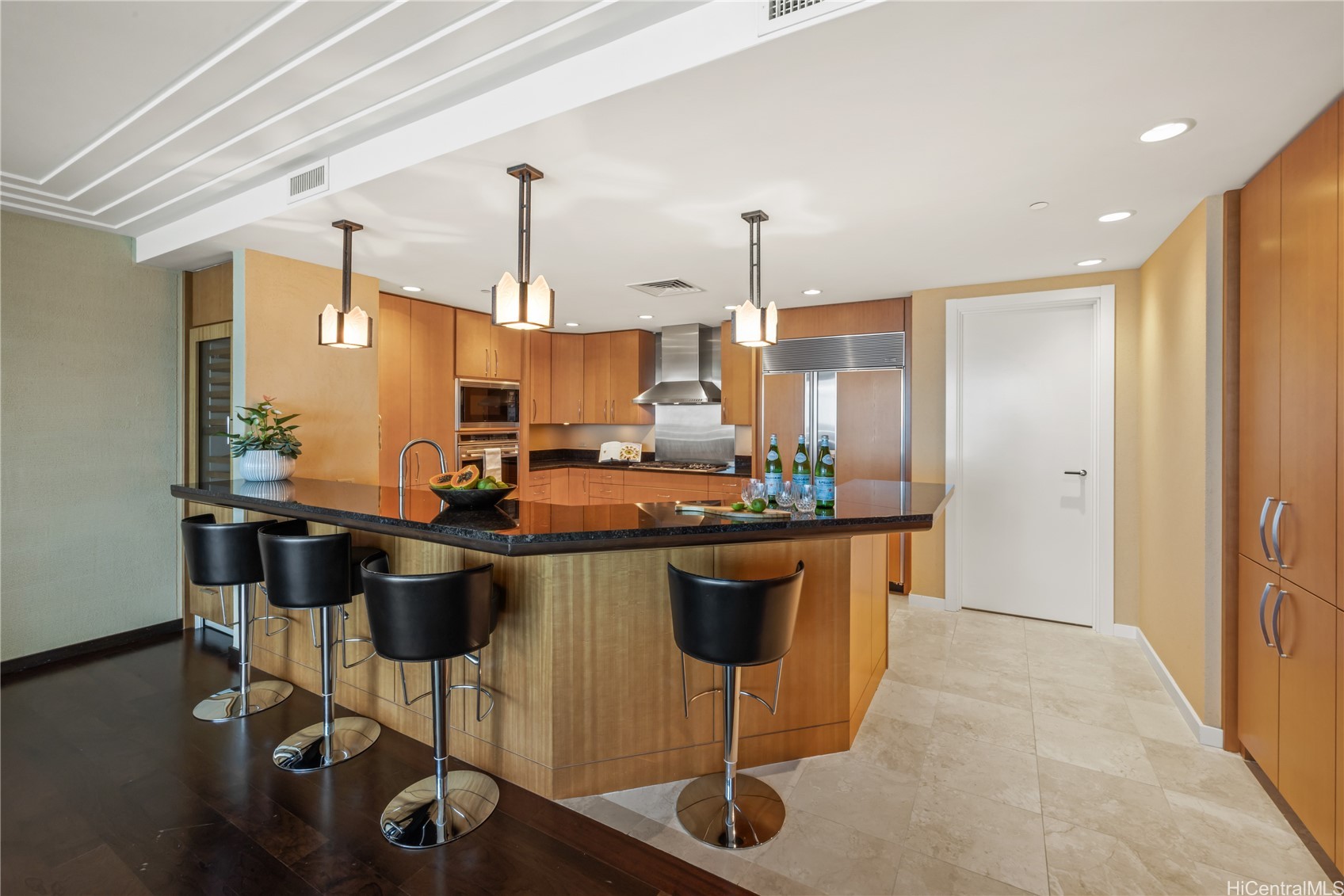 1288 Ala Moana Boulevard 37i Property Photo 7