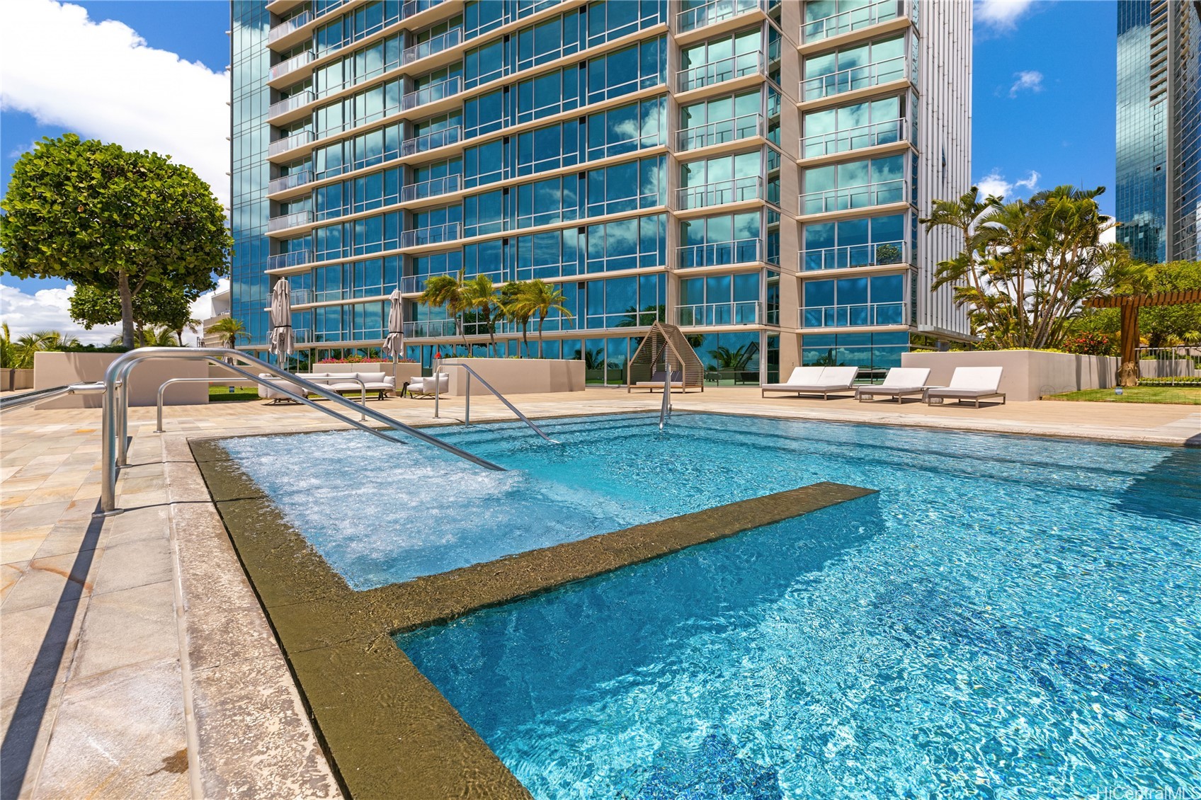 1288 Ala Moana Boulevard 37i Property Photo 21
