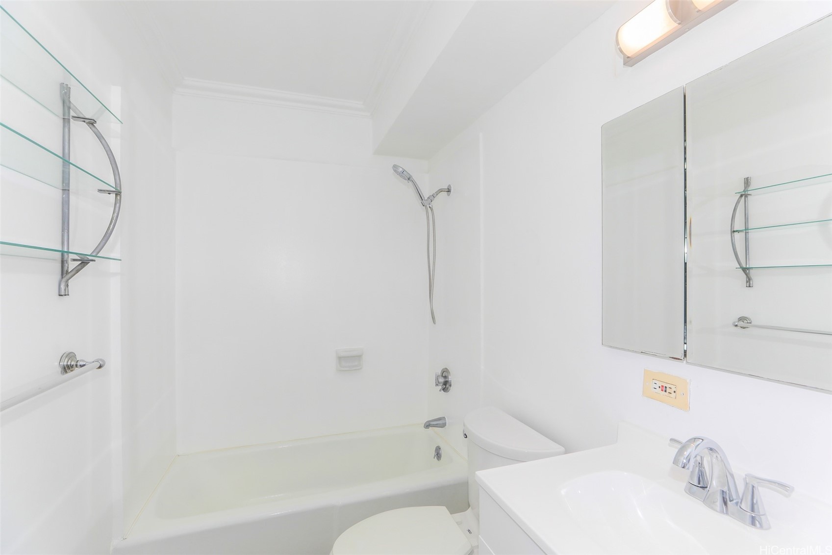 1717 Ala Wai Boulevard 303 Property Photo 13