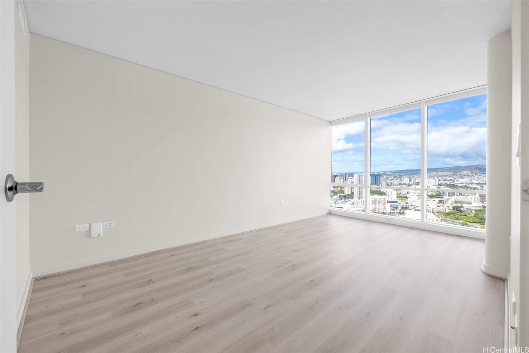 1288 Kapiolani Boulevard 1-4702 Property Photo 6