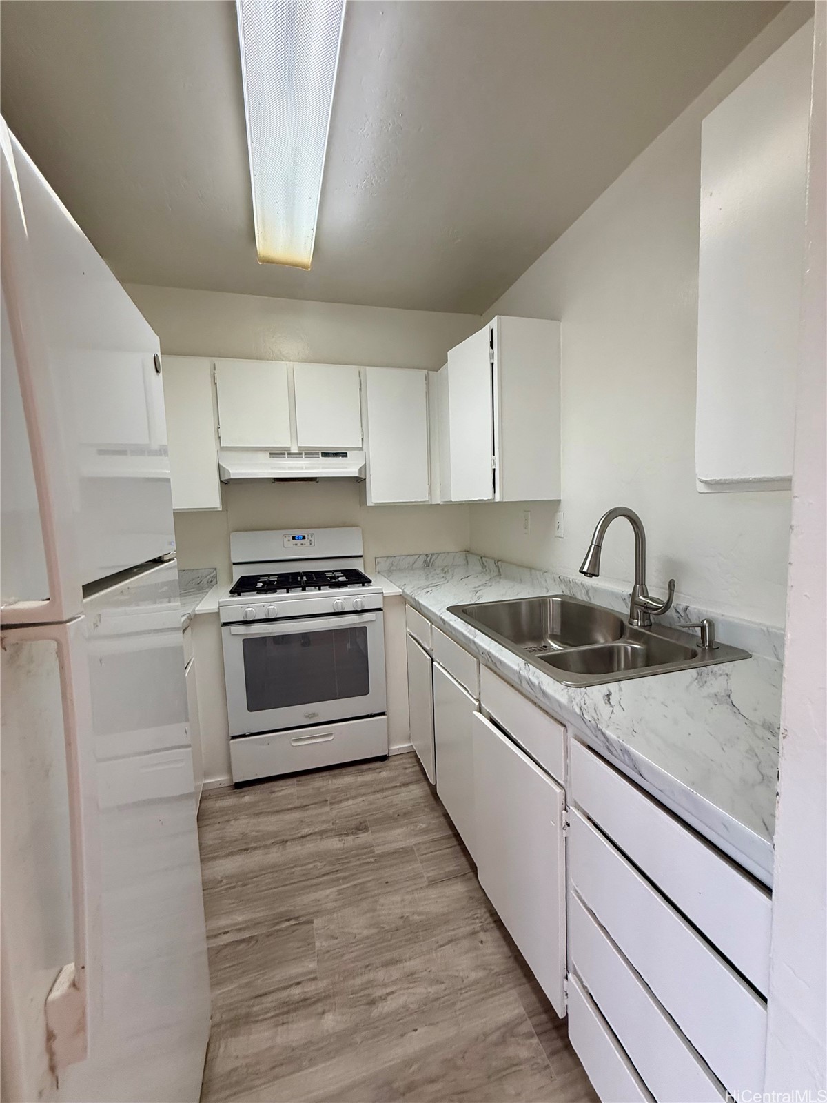 87-134 Helelua Street A302 Property Photo 4